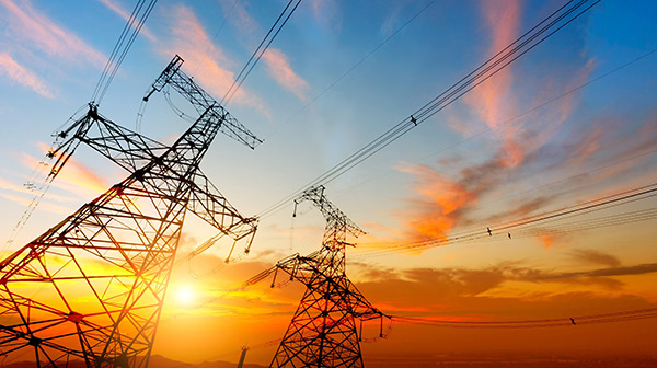 Fotografía de una torre de electricidad